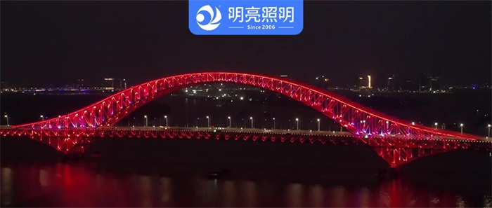 你知道橋梁亮化能夠提升夜間安全嗎？