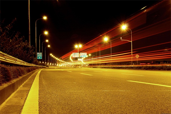 城市道路亮化-點亮城市夜景美